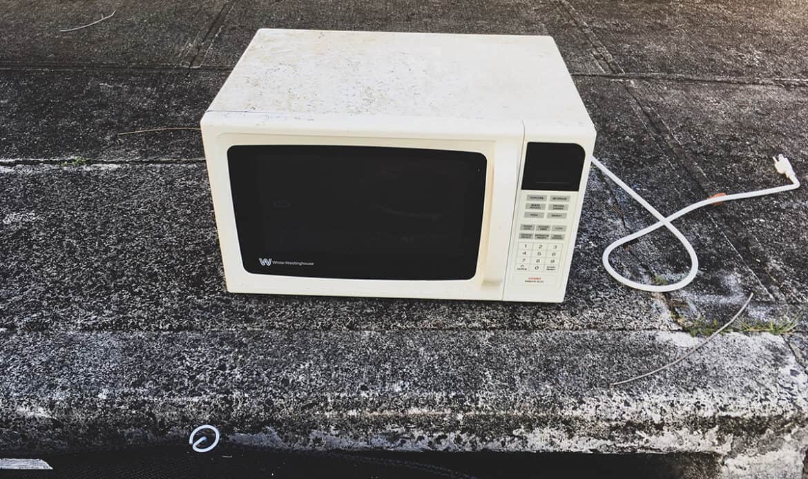 How to Dispose of a Microwave